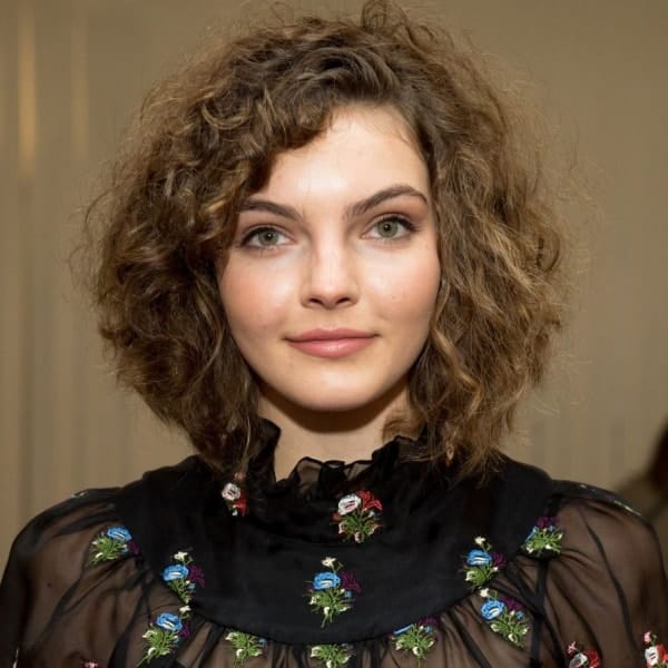 55 Beautiful Short Hairstyles For Fat Faces And Double Chins To Copy