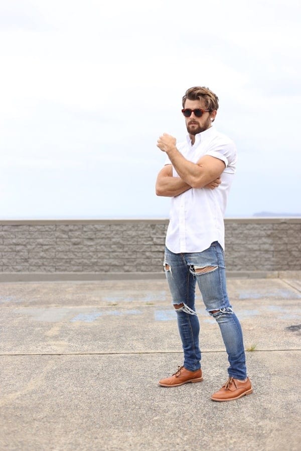 Blue Jeans White Shirt Outfits Ideas For Men