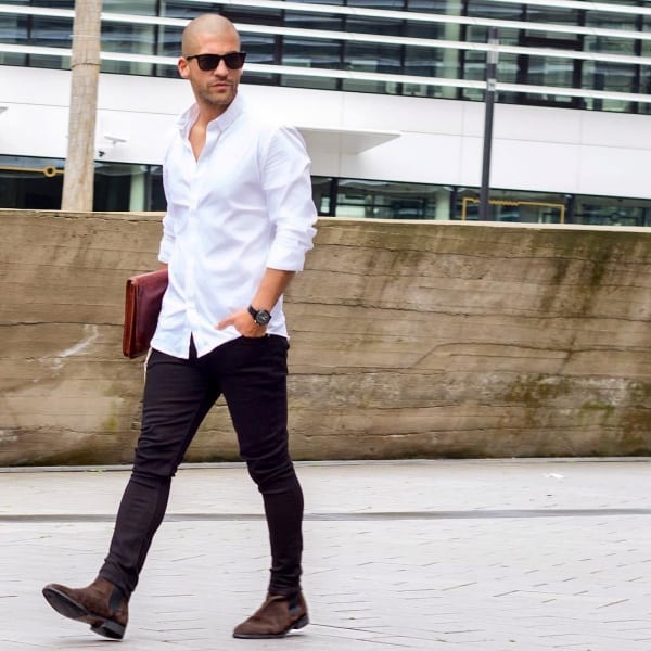 black shirt and jeans outfit