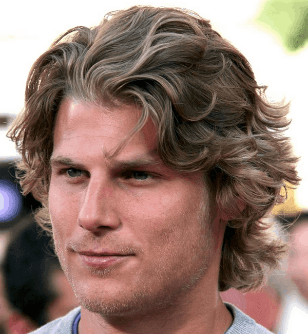 Impressive Medium Hairstyles For Men With Thick Hair