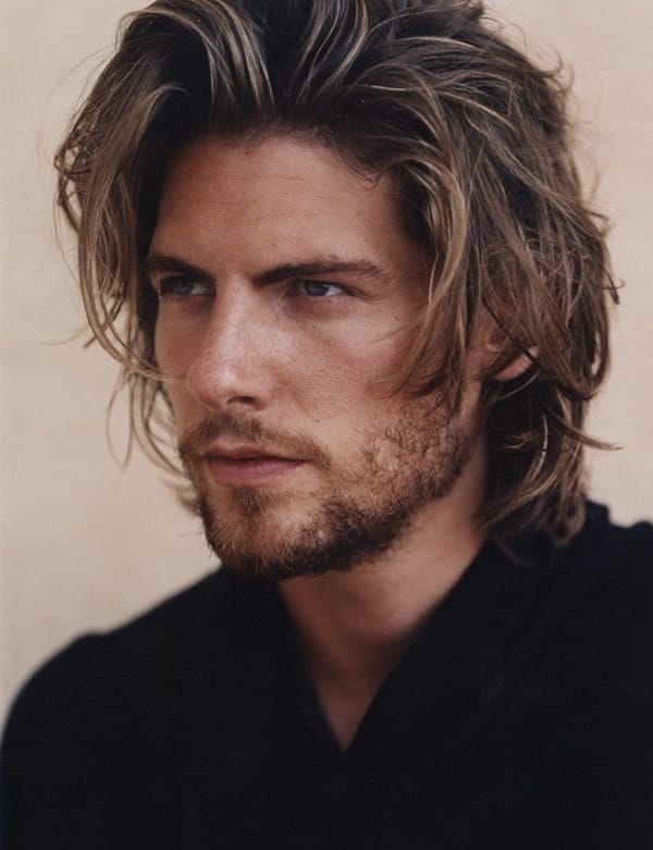 Impressive Medium Hairstyles For Men With Thick Hair 10