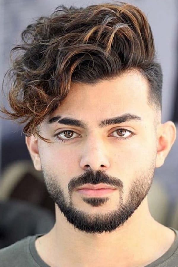 31 Best Hairstyles For Men with Wavy Hair in 2023