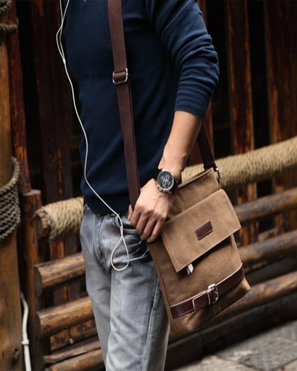 Stylish Office Bags For Men To Move In Style