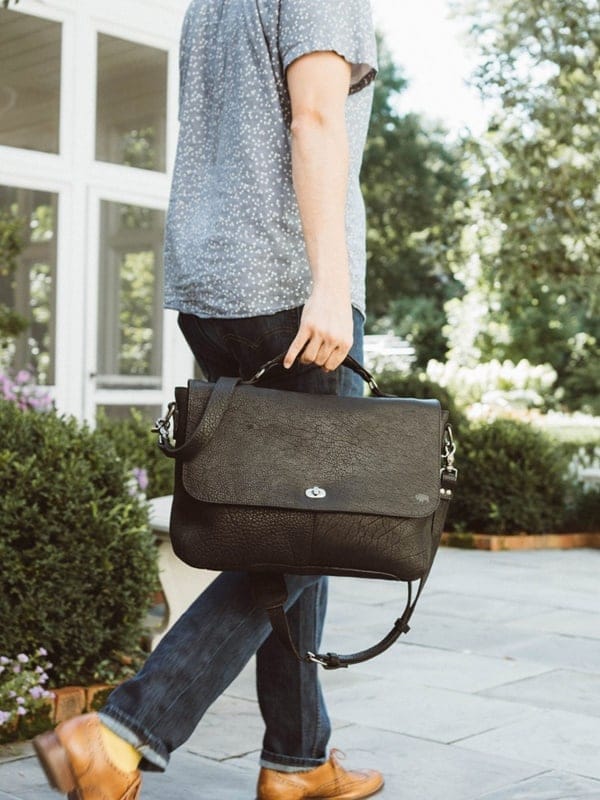 Stylish Office Bags For Men To Move In Style