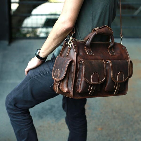 Stylish Office Bags For Men To Move In Style