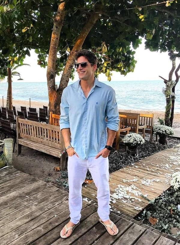 40 Cool Summer Beach Outfits For Men To Try (2022)