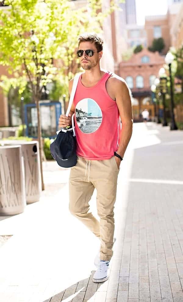 Cool And Stylish Beach Outfit For Men