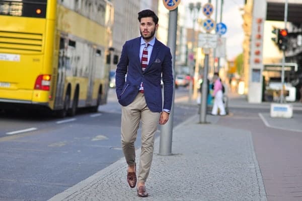 casual blue blazer outfit