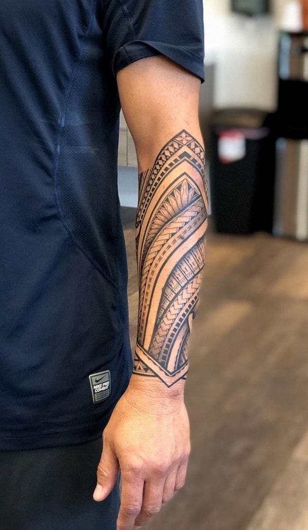 Polynesian Forearm Tattoos For Guys