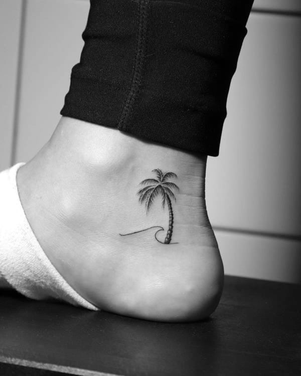 Heartshaped palm trees tattoo  Tattoogridnet