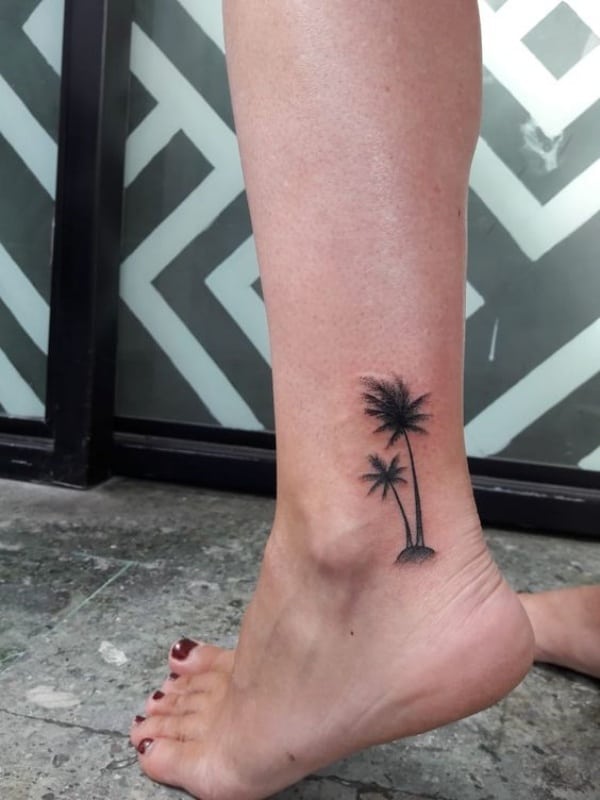 Beautiful Palm Tree Tattoo Designs For Tree Lovers