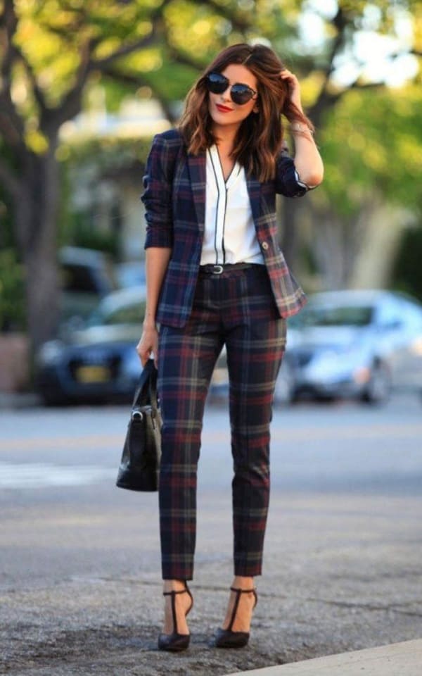 Look Your Best at Work with Fall Outfit Ideas for Women