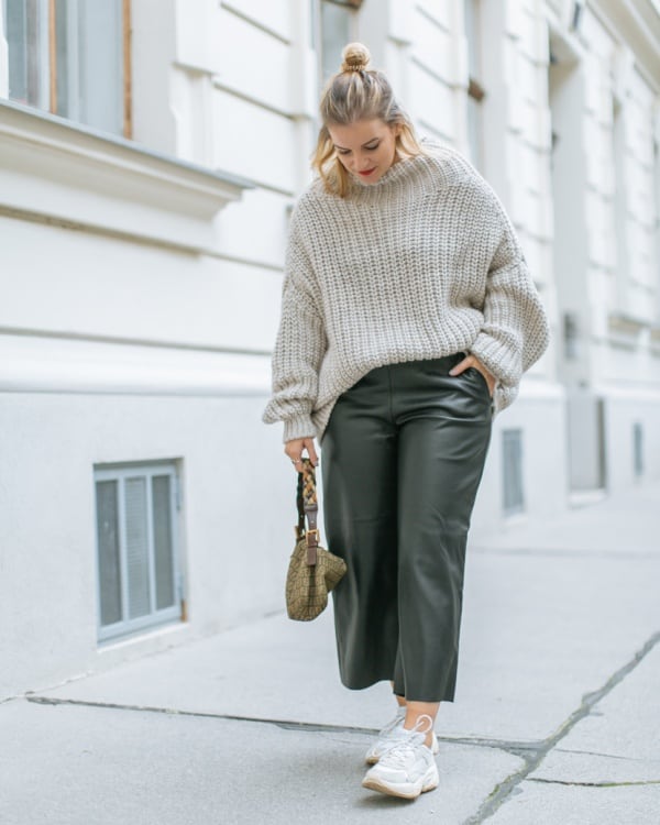 35 Classy Oversized Sweater Outfit Ideas For Women Fashion Hombre