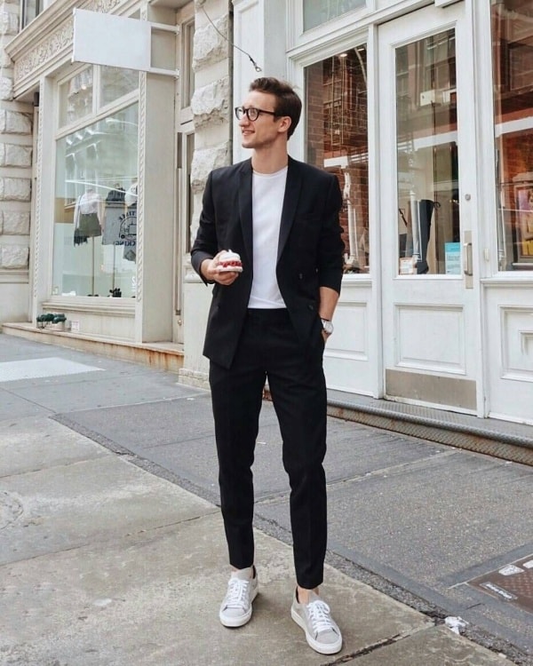 Stylish Suit With Sneakers Outfit Ideas