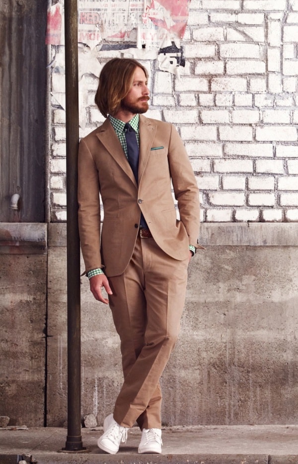 Stylish Suit With Sneakers Outfit Ideas