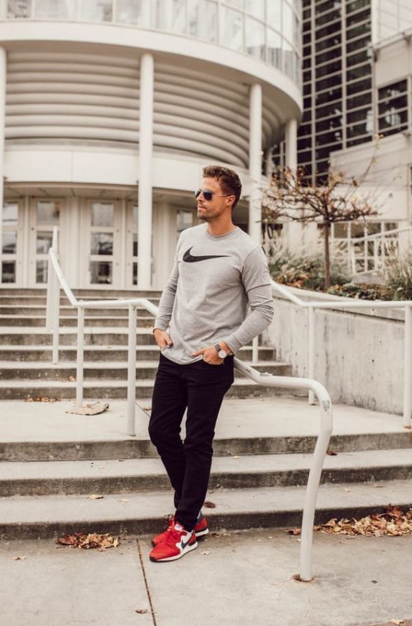 what to wear with black jeans men