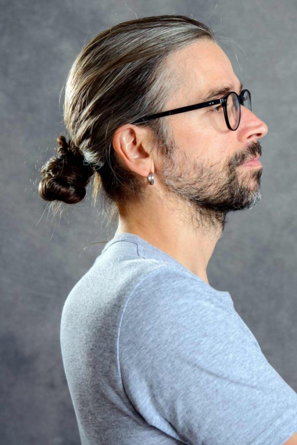 grey hairstyles for men