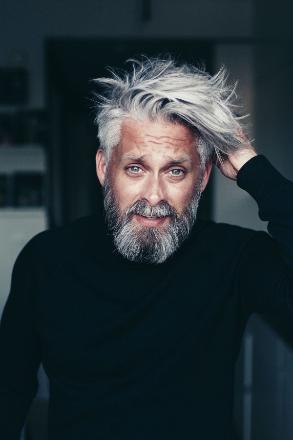 11 Attractive Silver and Grey Hairstyles For Men in 2023