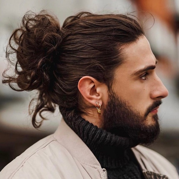 hairstyles for men with curly hair