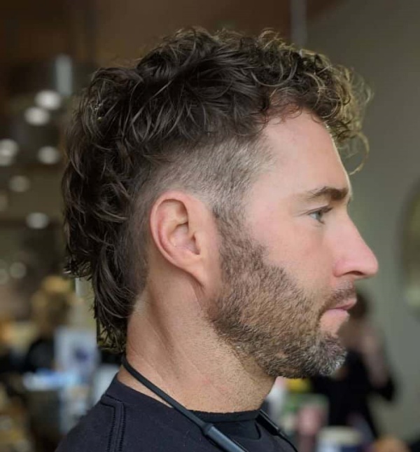 hairstyles for men with curly hair