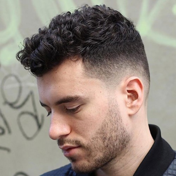 hairstyles for men with curly hair