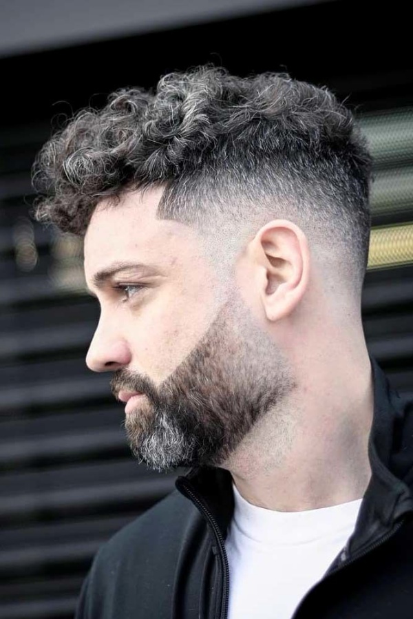 hairstyles for men with curly hair