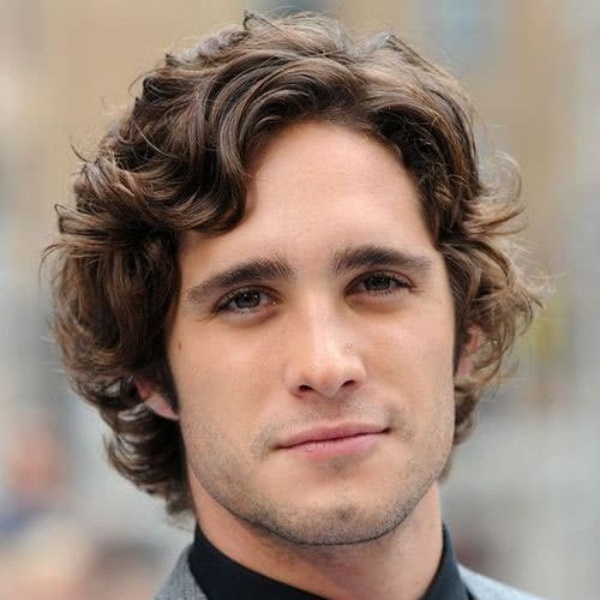 hairstyles for men with curly hair