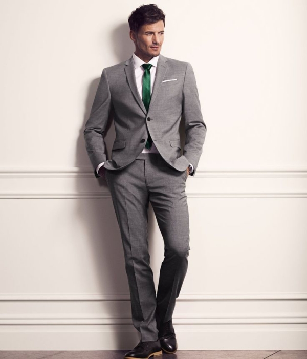 grey suit with brown shoes