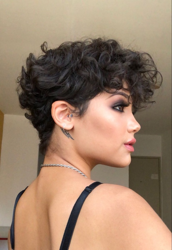 short hairstyles for fat faces and double chins