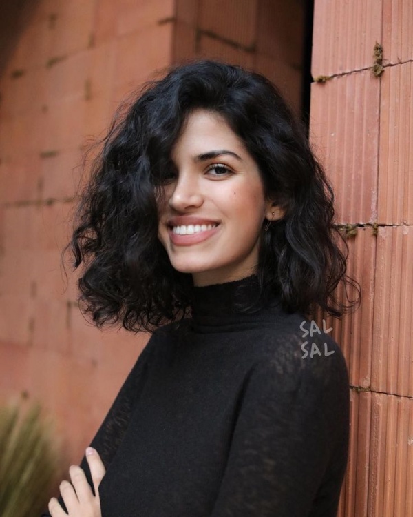 short hairstyles for fat faces and double chins