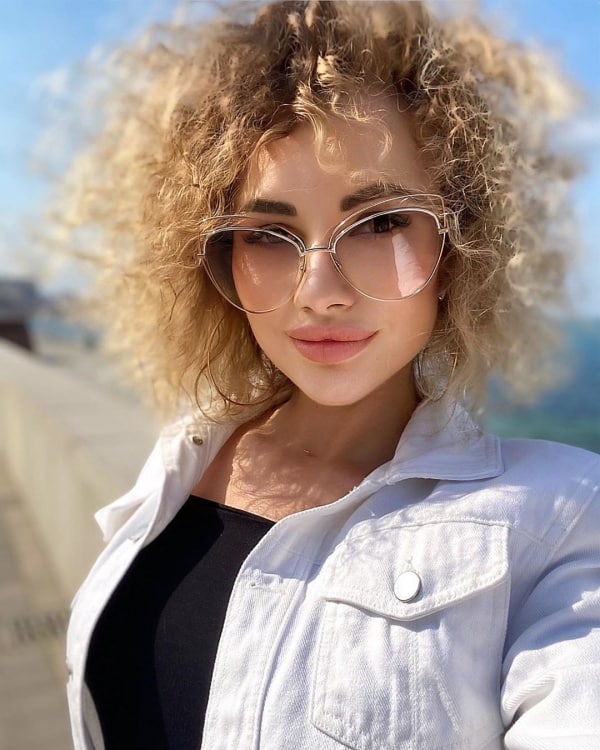short hairstyles for fat faces and double chins