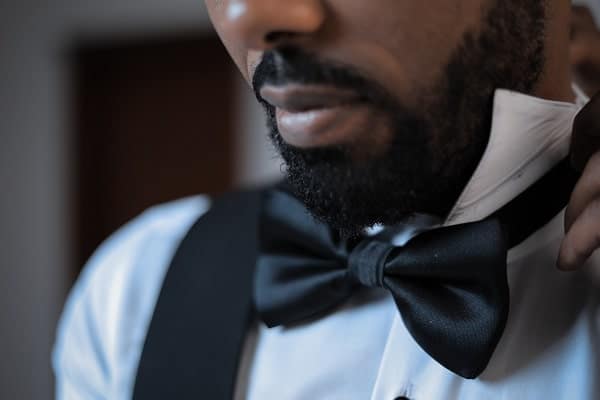 Bow-Tie For Black-Tie Outfit