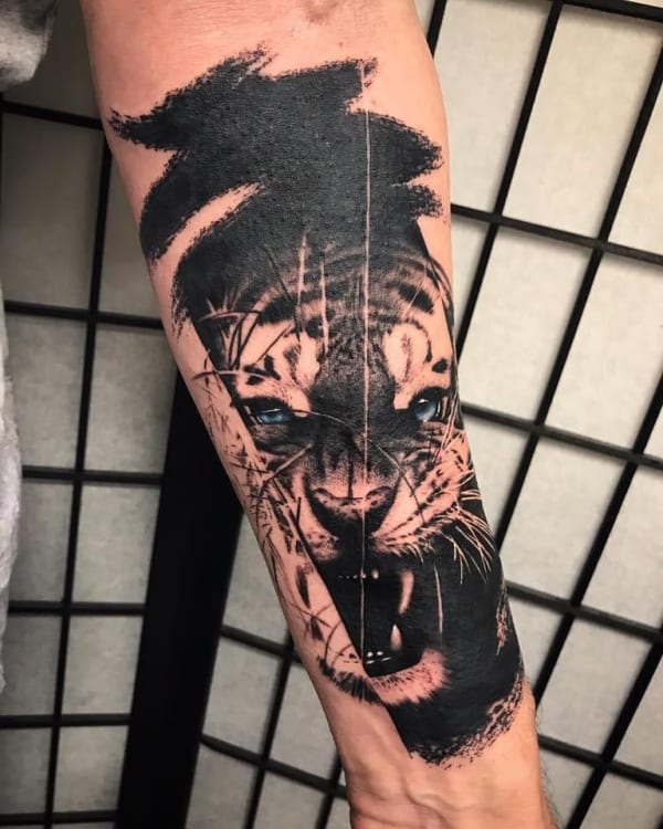 Tiger Forearm Tattoos For Guys